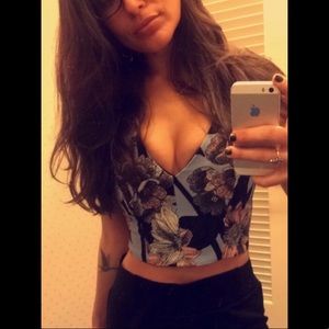 Miss Selfridge floral crop - NWT - sz 4